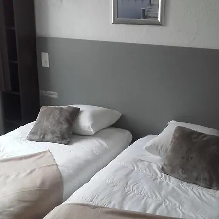 Clair Logis Hotel 2*