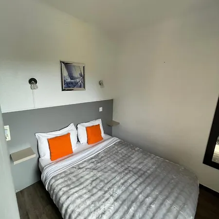 Otel Clair Logis
