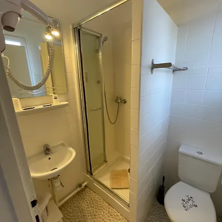 Clair Logis Hotel