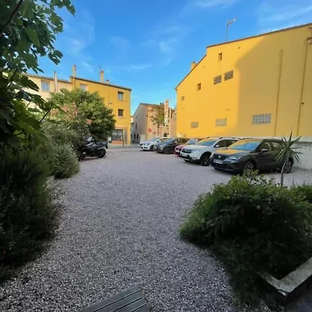 Clair Logis Hotel