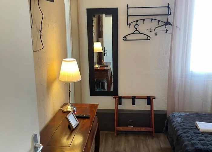 Clair Logis Hotel 2*