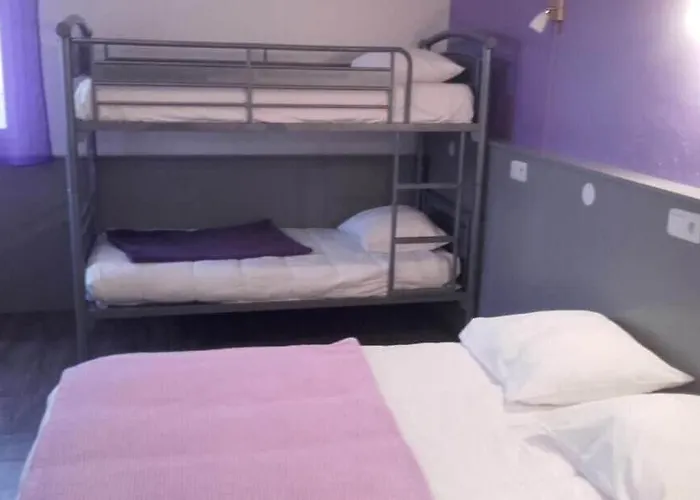 Clair Logis Hotel 2*